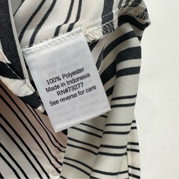 Nine West Black and White Diagonal Striped Sleeveless Workwear Blouse Plus 0XL - Picture 5 of 7